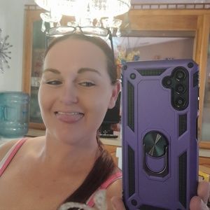 Meet your Posher, Krystle